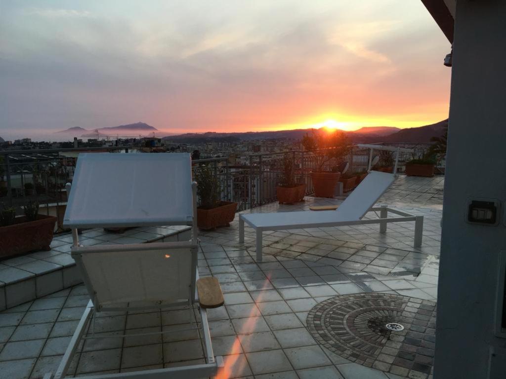 Terrazza Morghen Panoramic Rooftop Napoli Bagian luar foto