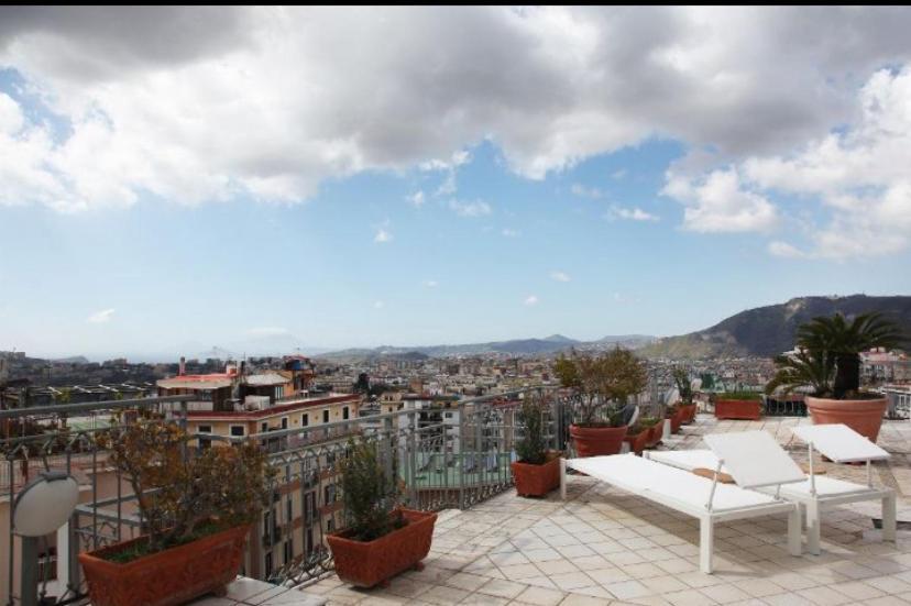Terrazza Morghen Panoramic Rooftop Napoli Bagian luar foto